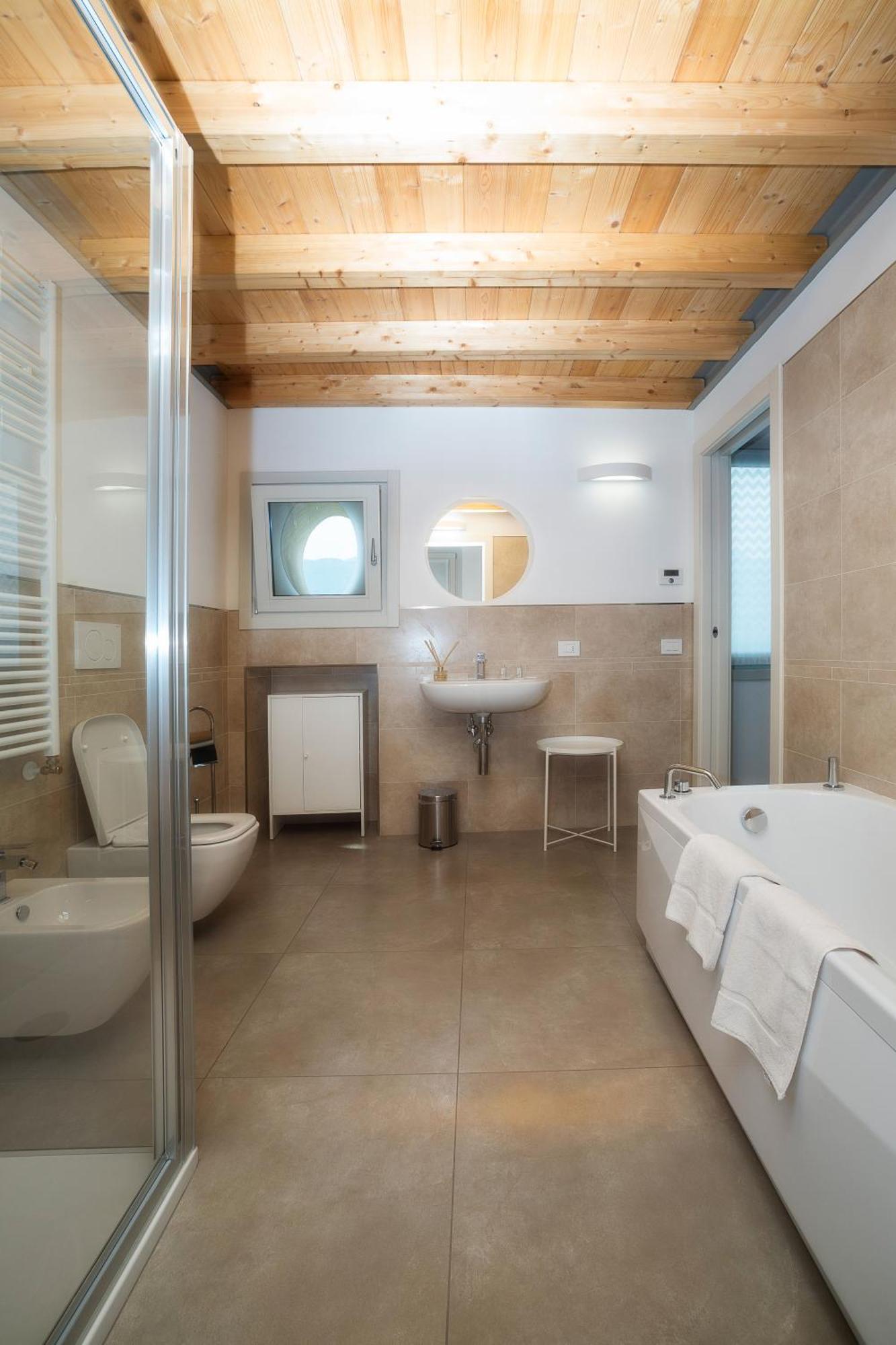 Lakefront Home Residenza Il Gallo In Riva Al Lago Pisogne Luaran gambar