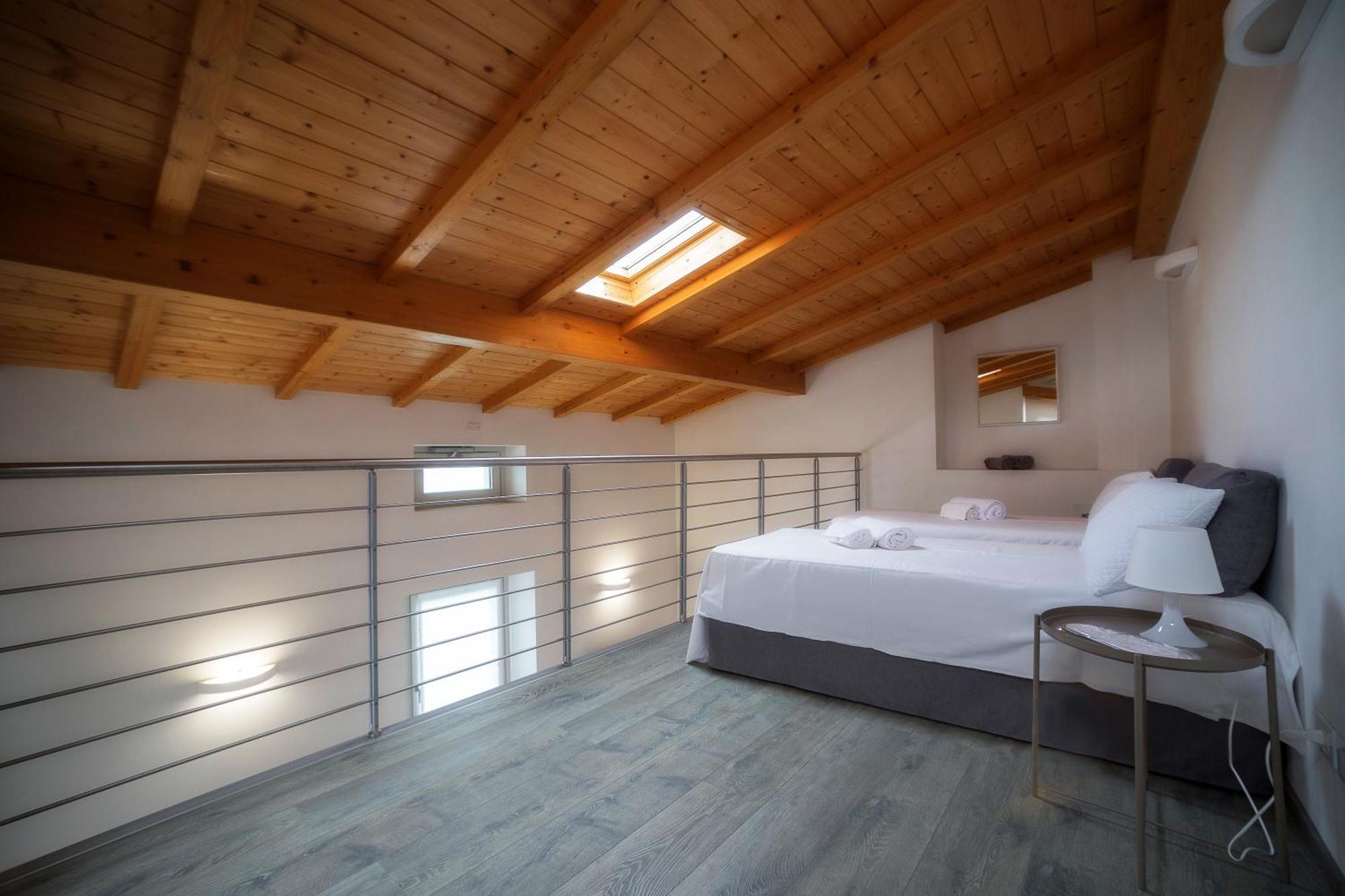 Lakefront Home Residenza Il Gallo In Riva Al Lago Pisogne Luaran gambar