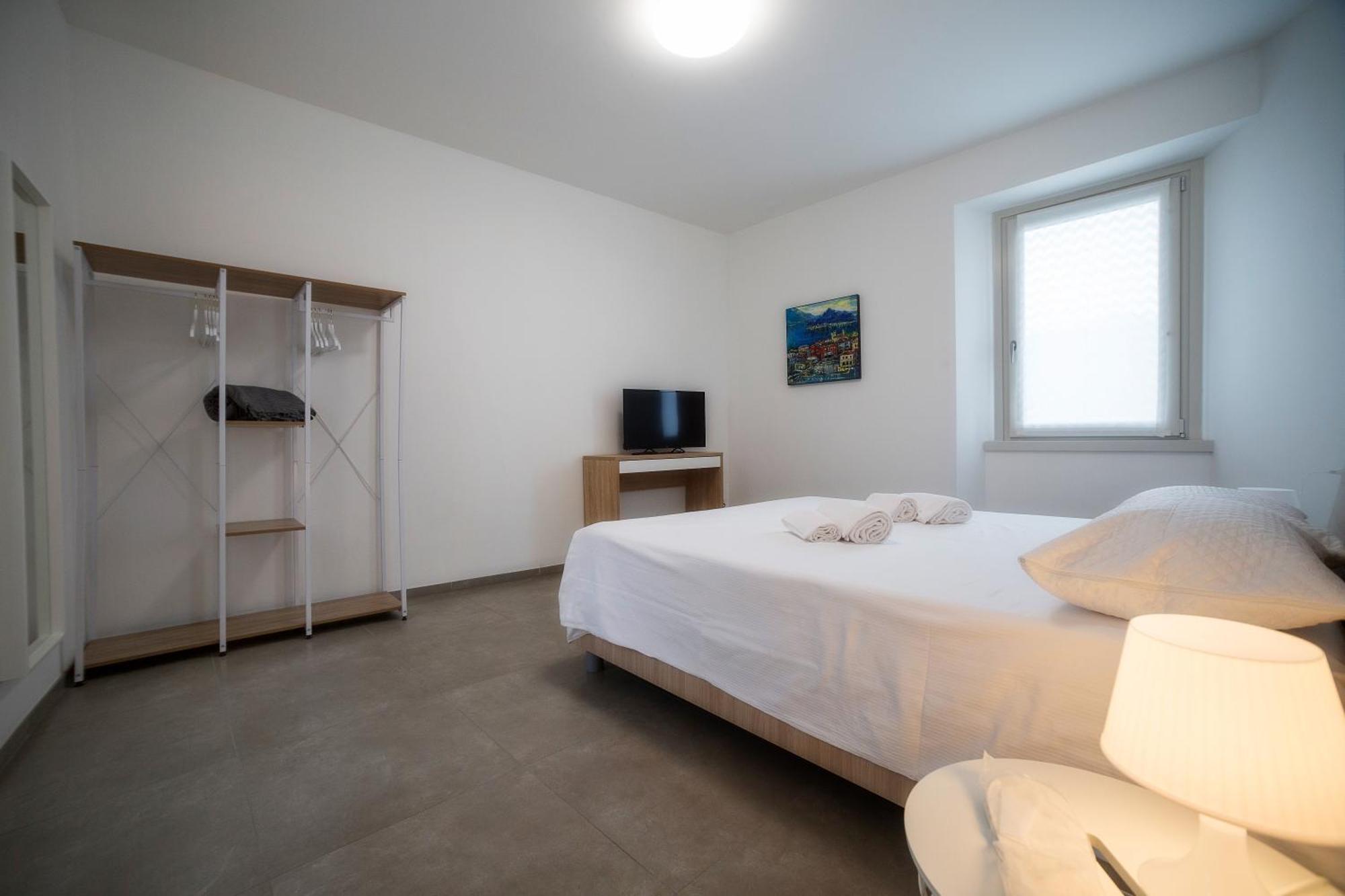 Lakefront Home Residenza Il Gallo In Riva Al Lago Pisogne Luaran gambar